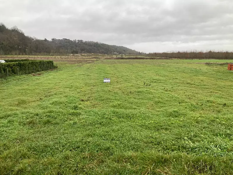 Terrain à bâtir, 2 900 m² - Saint-Antoine-de-Breuilh (24230)