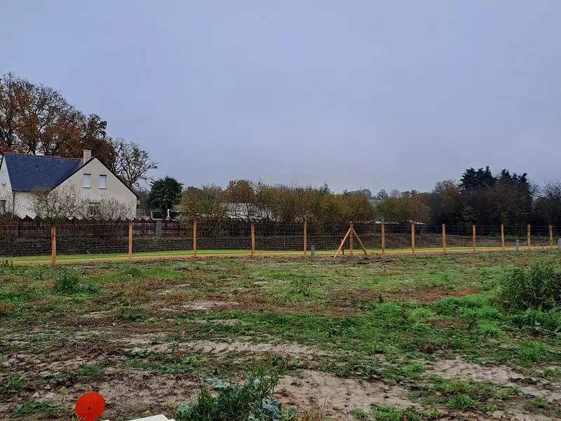 Terrain à bâtir, 323 m² - Segré-en-Anjou Bleu (49500)