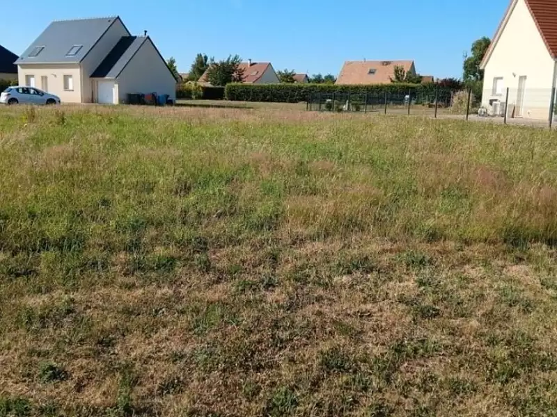 Terrain à bâtir, 1 674 m² - Saint-Sébastien-de-Morsent (27180)
