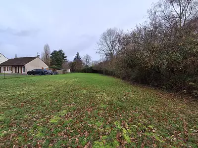 Terrain à bâtir, 1 025 m²