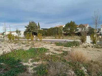 Terrain à bâtir, 360 m²