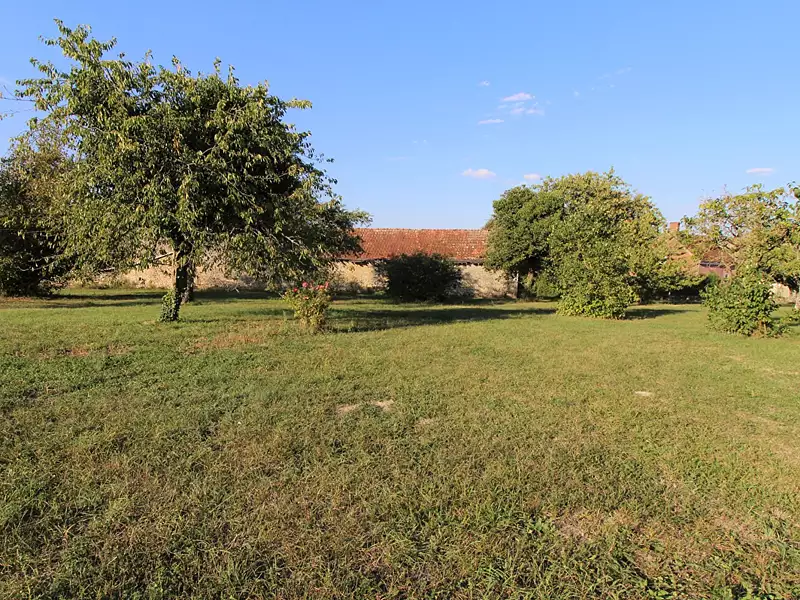 Terrain à bâtir, 1 280 m² - Saint-Georges-sur-Cher (41400)