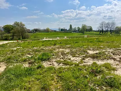 Terrain à bâtir, 360 m²