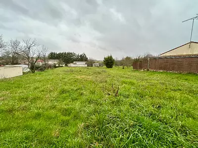 Terrain à bâtir, 1 484 m²