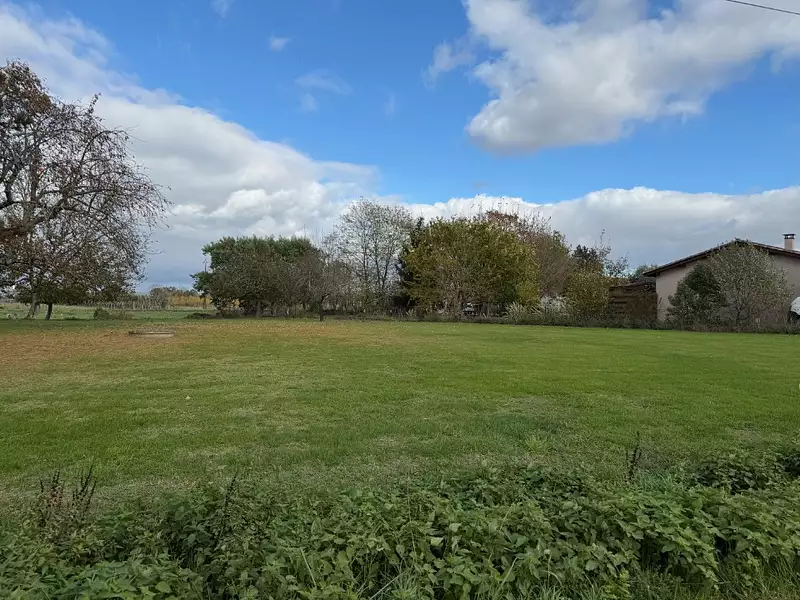 Terrain à bâtir, 1 235 m² - Langon (33210)