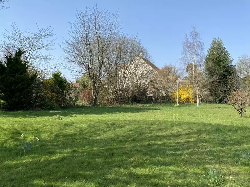 Terrain à bâtir, 845 m² - Ollainville (91340)