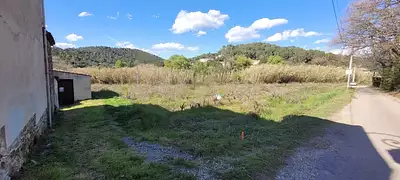 Terrain à bâtir, 300 m²