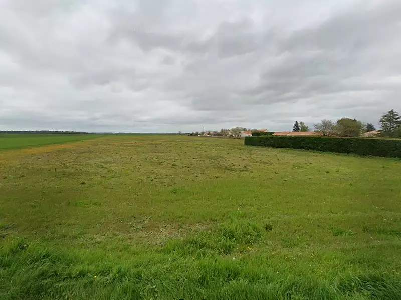 Terrain à bâtir, 450 m² - Saint-Maxire (79410)
