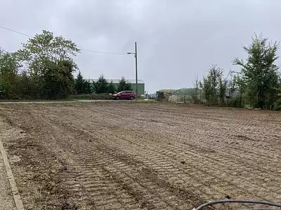 Terrain à bâtir, 667 m²