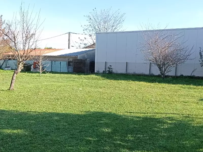Terrain à bâtir, 539 m² - Médis (17600)