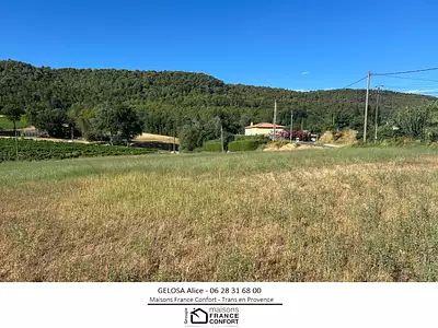 Terrain à bâtir, 1 067 m²