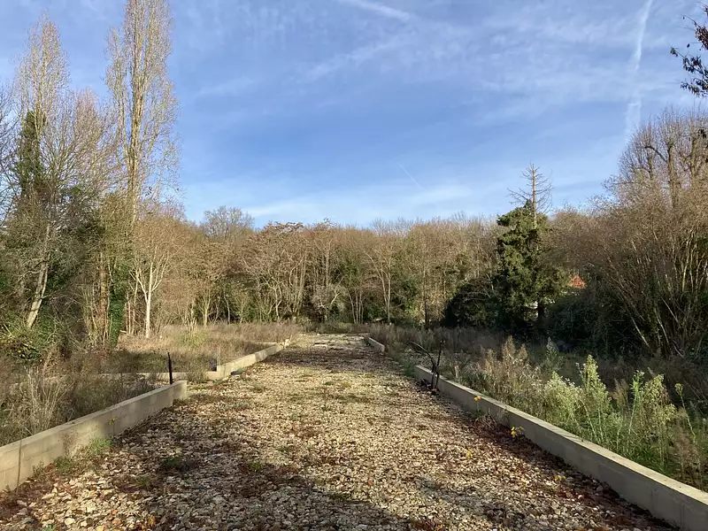 Terrain à bâtir, 650 m² - Boissettes (77350)