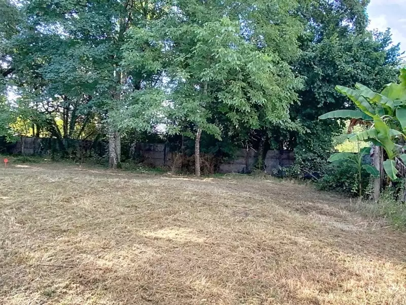 Terrain à bâtir, 655 m² - Castelnau-de-Médoc (33480)