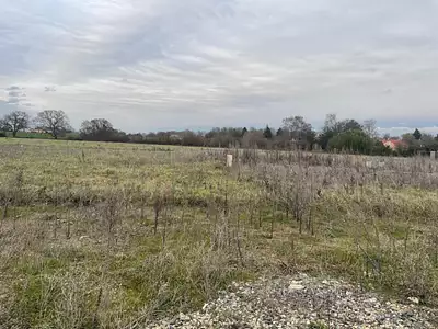 Terrain à bâtir, 343 m²