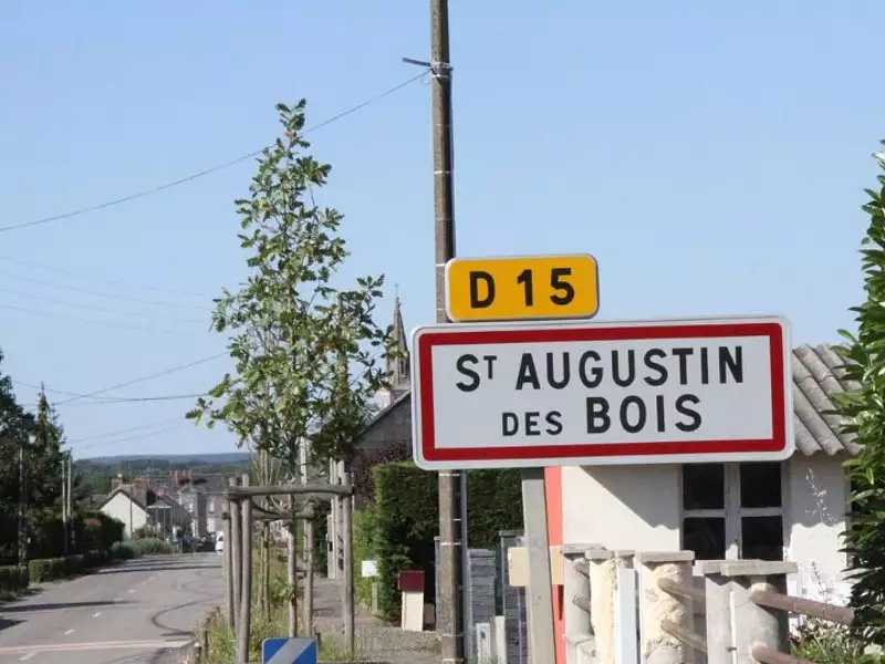 Terrain à bâtir, 495 m² - Saint-Augustin-des-Bois (49170)