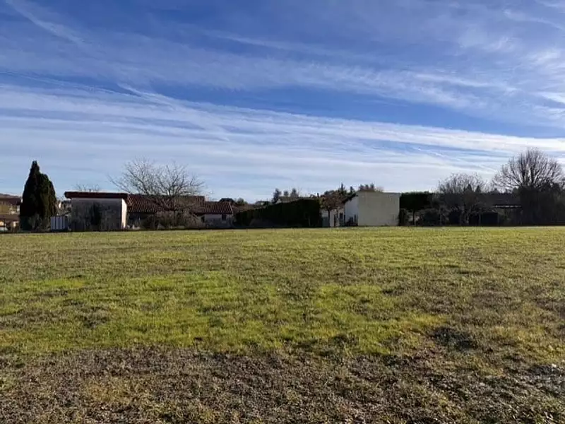 Terrain à bâtir, 1 000 m² - Mareuil en Périgord (24340)