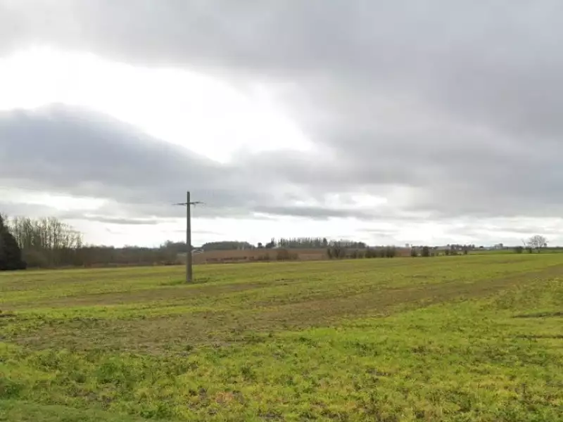 Terrain à bâtir, 443 m² - Ecurie (62223)