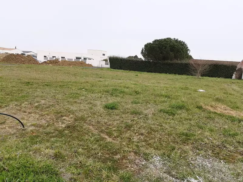 Terrain à bâtir, 329 m² - Saint-Palais-sur-Mer (17420)