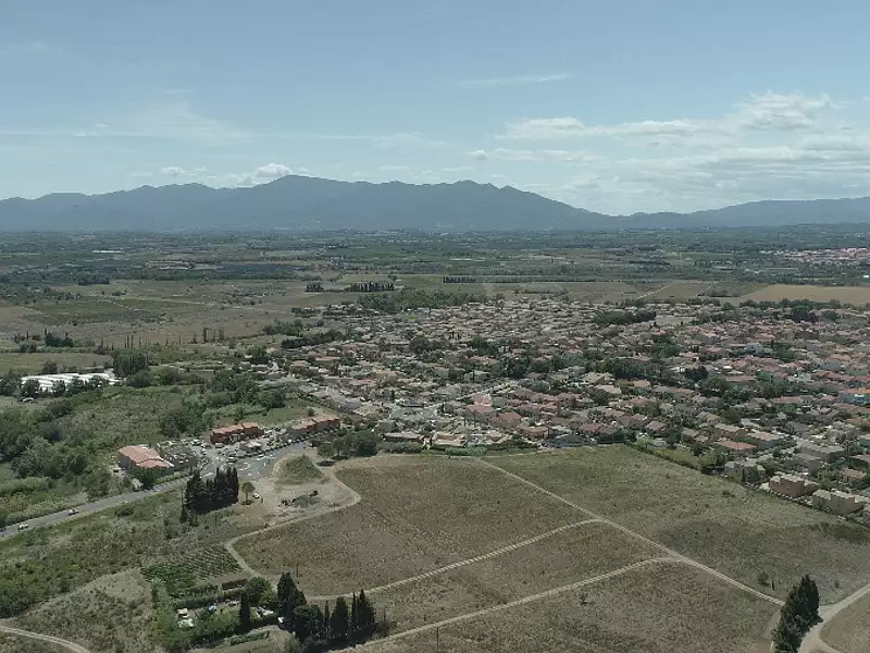 Terrain à bâtir, 303 m² - Ponteilla (66300)