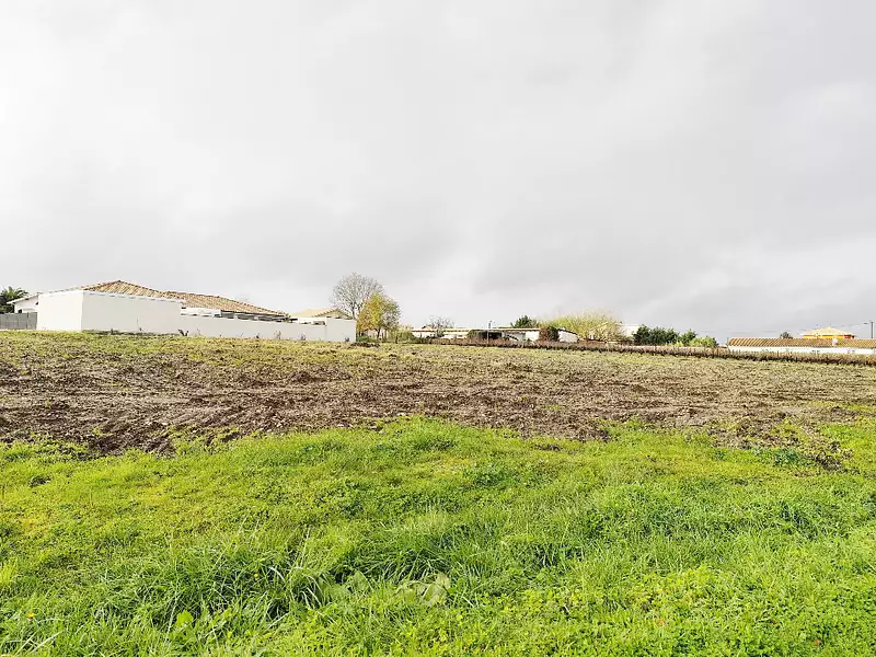 Terrain à bâtir, 600 m² - Cussac-Fort-Médoc (33460)
