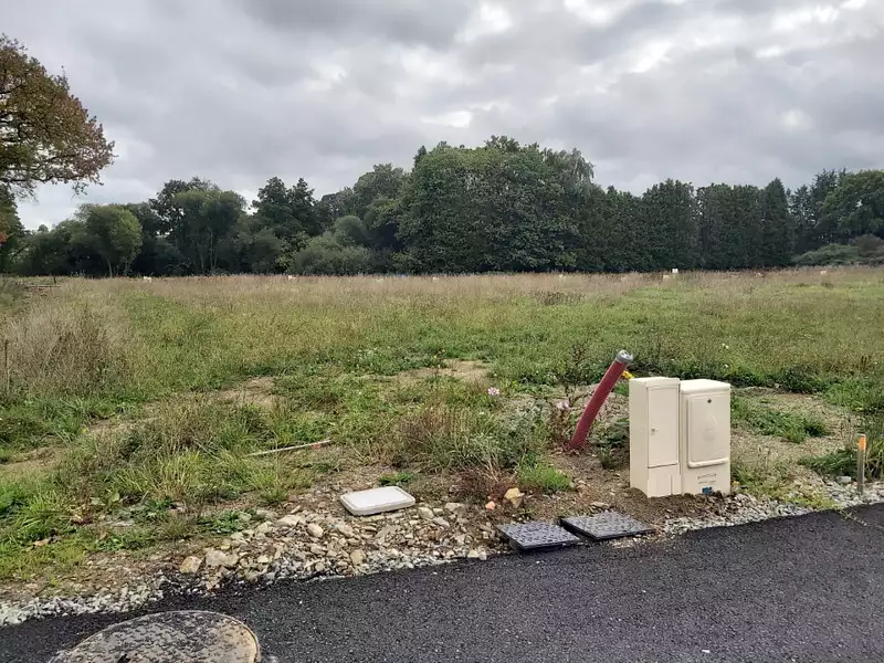 Terrain à bâtir, 400 m² - Grisy-Suisnes (77166)