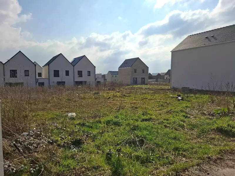 Maison neuve, 82 m² - Bruyères-le-Châtel (91680)