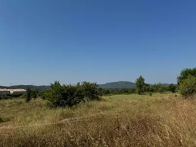 Terrain à bâtir, 451 m²