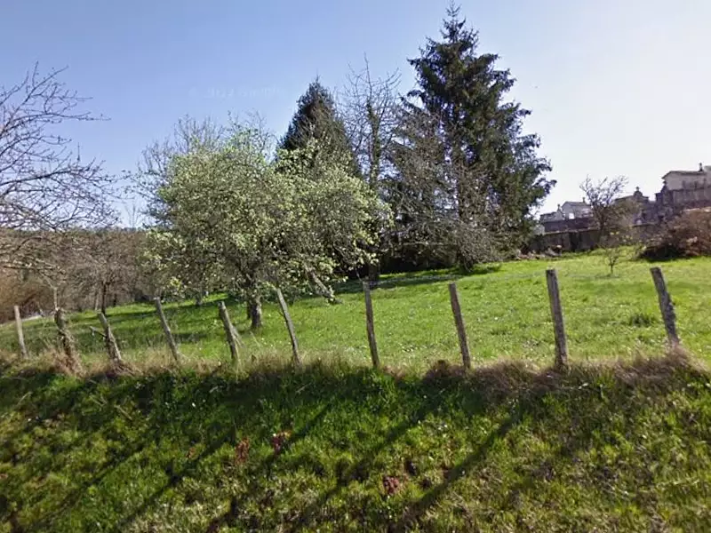 Terrain à bâtir, 1 587 m² - Nailhac (24390)