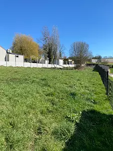 Terrain à bâtir, 750 m²