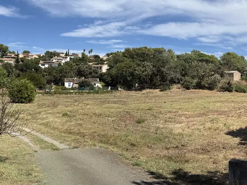 Terrain à bâtir, 497 m² - Fréjus (83600)