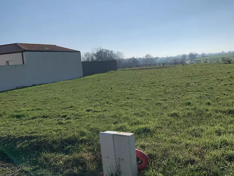 Terrain à bâtir, 403 m² - Commequiers (85220)