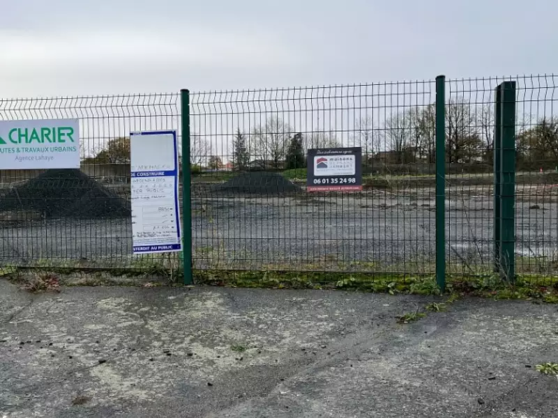 Terrain à bâtir, 527 m² - Villedieu-la-Blouère (49450)