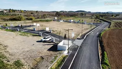 Terrain à bâtir, 411 m²