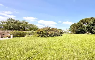 Terrain à bâtir, 970 m²