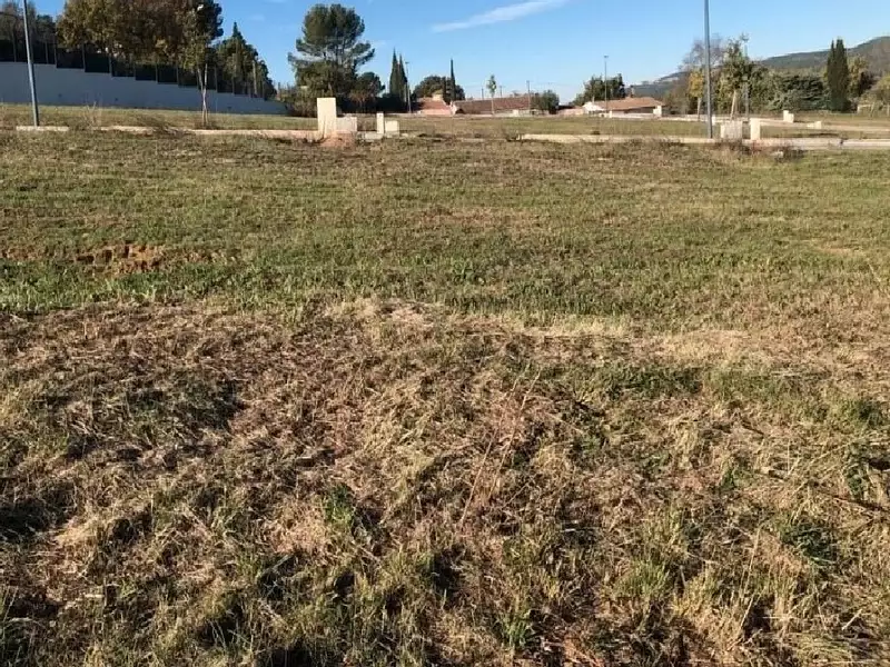 Terrain à bâtir, 423 m² - Brignoles (83170)