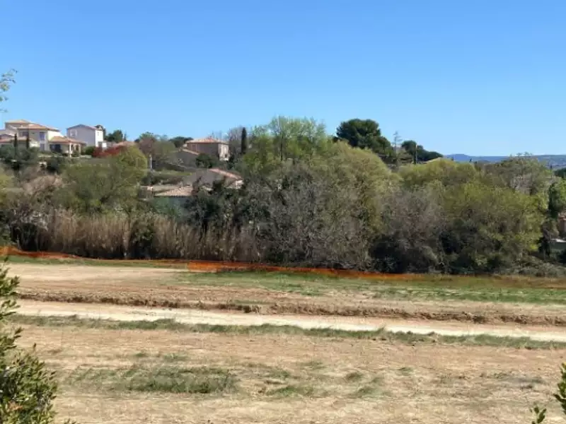 Terrain à bâtir, 290 m² - Aspiran (34800)