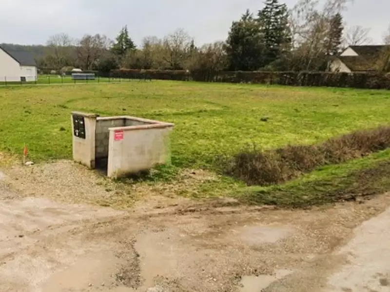 Terrain à bâtir, 1 047 m² - Brécy (18220)