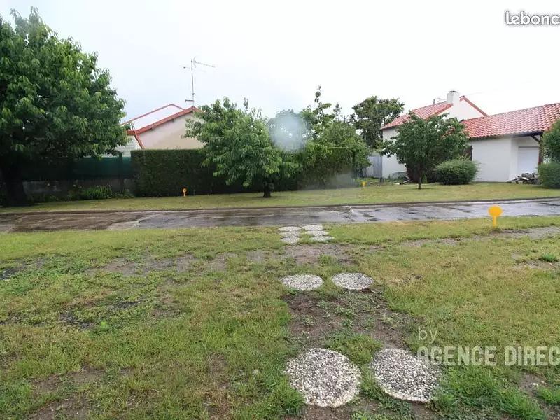 Terrain à bâtir, 369 m² - Bouguenais (44340)