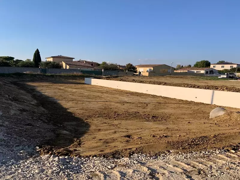 Terrain à bâtir, 180 m² - Fons (30730)