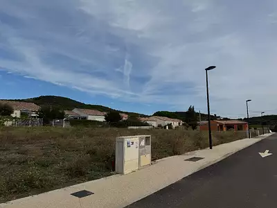 Terrain à bâtir, 600 m²