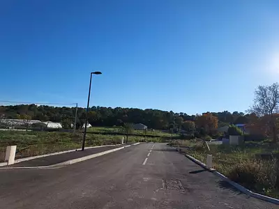 Terrain à bâtir, 338 m²