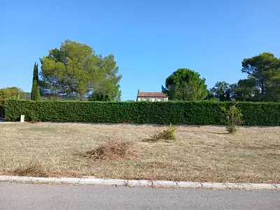 Terrain à bâtir, 1 000 m²