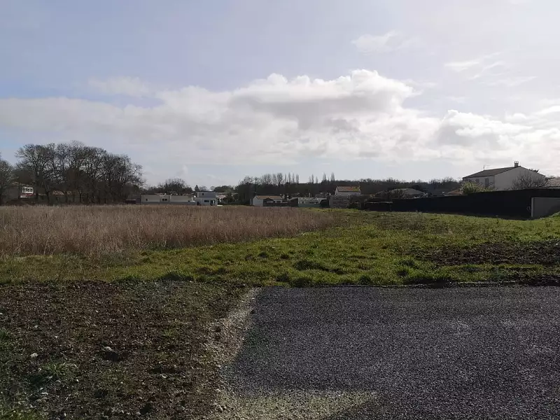 Terrain à bâtir, 476 m² - Médis (17600)