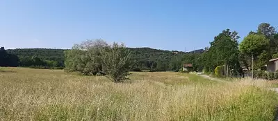 Terrain à bâtir, 672 m²