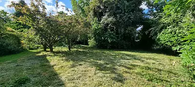 Terrain à bâtir, 823 m²