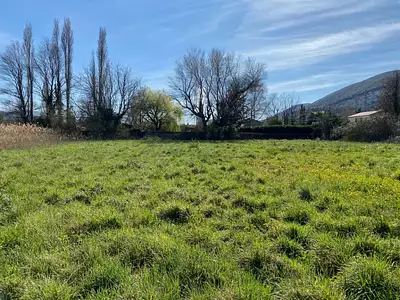 Terrain à bâtir, 668 m²