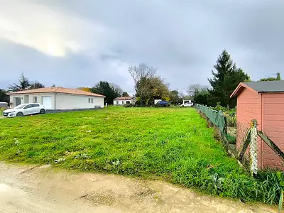 Terrain à bâtir, 550 m²