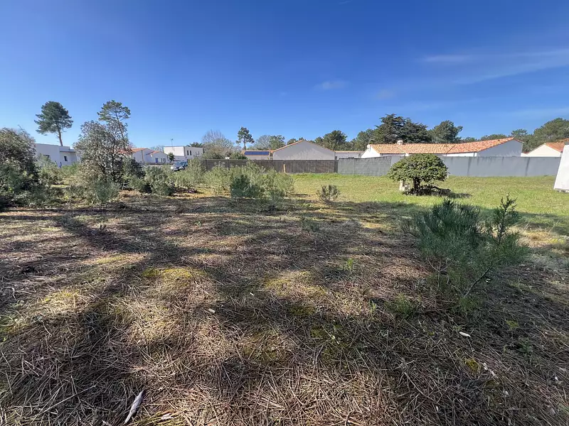 Terrain à bâtir, 597 m² - Saint-Jean-de-Monts (85160)