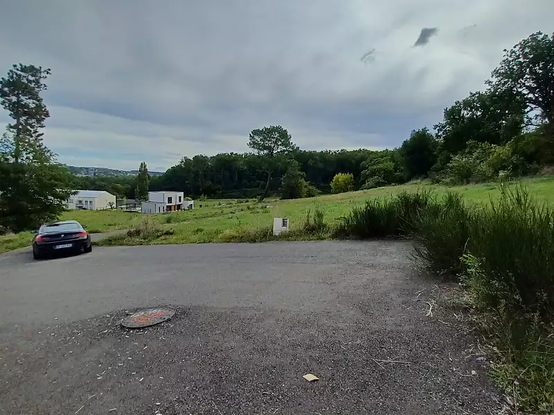 Terrain à bâtir, 1 077 m² - Saumur (49400)