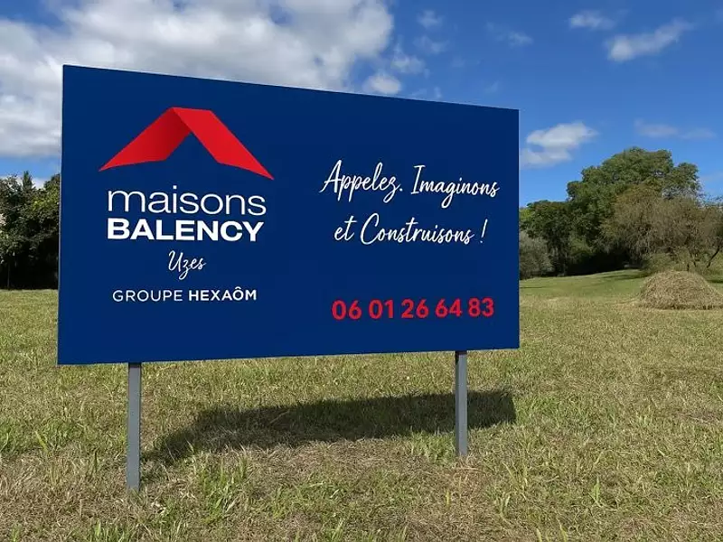 Terrain à bâtir, 741 m² - Sauzet (30190)